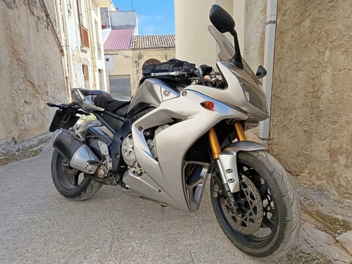 Yamaha fz1 fazer 1000 carenado - 1000,